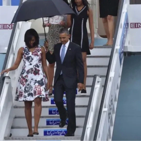 Carolina herrera floral women’s dress - Picture 10 of 11